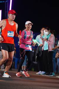 BIB: 42615, 452
                            <button type="button" onclick="openModal(20783717)" class="btn btn-primary btn-sm float-right btn-popup" data-toggle="modal" data-target=".modal-high-quality">
                        <i class="fas fa-shopping-cart"></i> Add to Cart
                    </button>
                                            <button type="button" onclick="isThisMe(20783717, true)" class="btn btn-success btn-sm float-right btn-popup btn-isme hidden" data-toggle="tooltip" data-placement="bottom" title="นี่คือรูปของคุณใช่ไหม คลิกที่นี่เพื่อเอาเข้าอัลบั้ม">
                        <i class="fas fa-plus"></i> Add to album
                    </button>
                    <button type="button" onclick="isThisMe(20783717, false)" class="btn btn-warning btn-sm float-right btn-popup btn-isnotme hidden">
                        <i class="fas fa-ban"></i> Remove from album
                    </button>